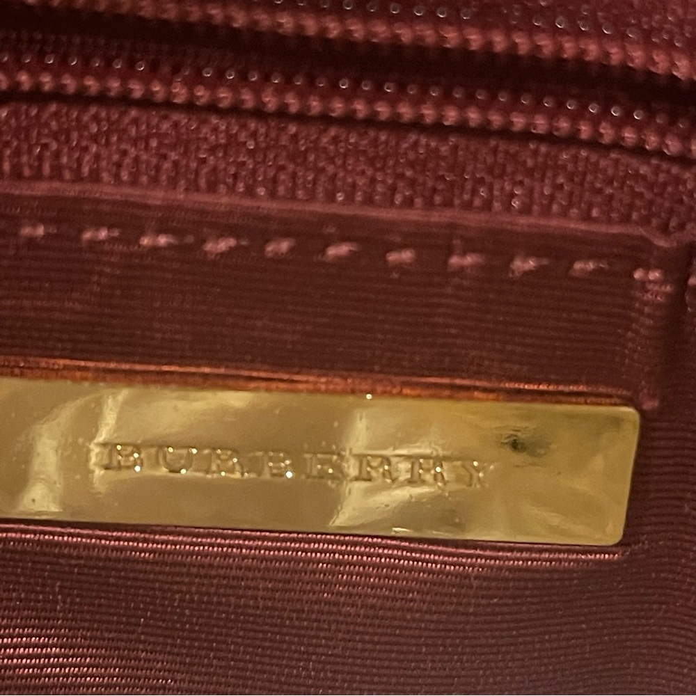 Authentic Burberry Nova Check Tote - Picture 9 of 10